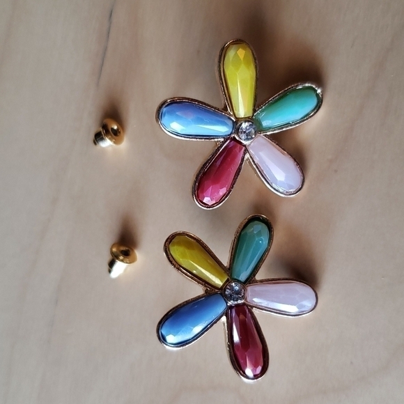 unbranded Jewelry - 𝅺earrings Colorful Flower Tropical Shape Rhinestone Earring Studs NWOT